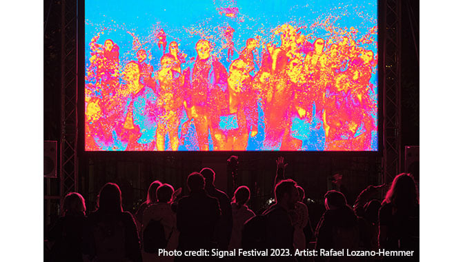 A Christie M 4K25 RGB pure laser projector was used to paint a portrait of dispersed particles visualizing the heat detected from a thermal camera at artist Rafael Lozano-Hemmer’s Thermal Drift.
