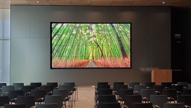 Corporate Meeting Space LCD Video Wall