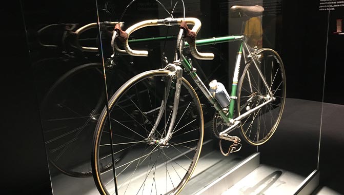 The museum was conceived to preserve Agostinho’s memory and to promote cycling as a sport and as a social activity.