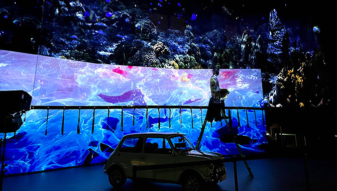 Christie Pandoras Box drives the immersive visuals on a large LED videowall in XR Lab