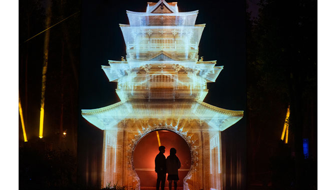 Stunning projections by the Christie GS Series laser projector at the Hidden Temple zone 