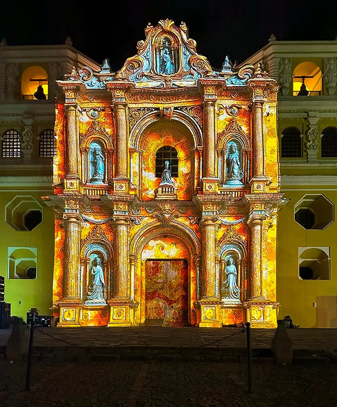 Christie projection solutions lit up the historic façades of Antigua Guatemala during the recent Festival de la Luz de Antigua (“Festival of Light”), the country’s first large-scale video mapping festival.