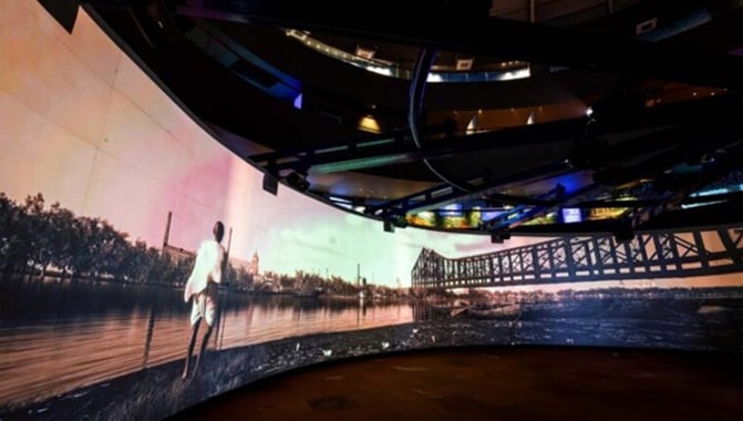 The orientation theatre utilizes Christie Inspire Series DWU960ST-iS projectors to deliver 360-degree immersive projection experiences.