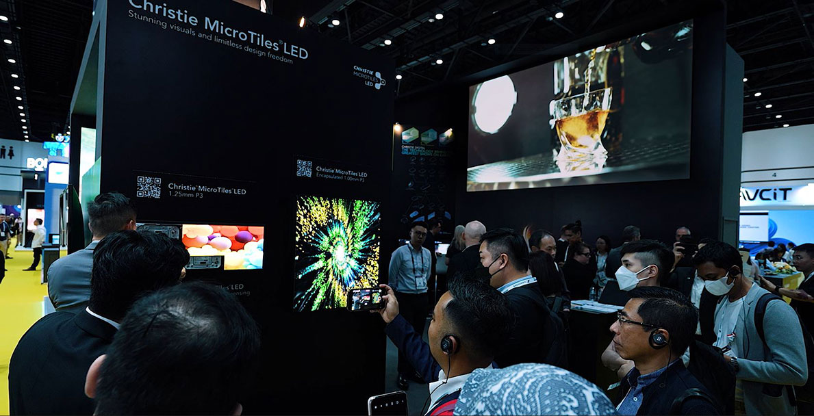 Experience our ISE 2023 booth as if you were there.